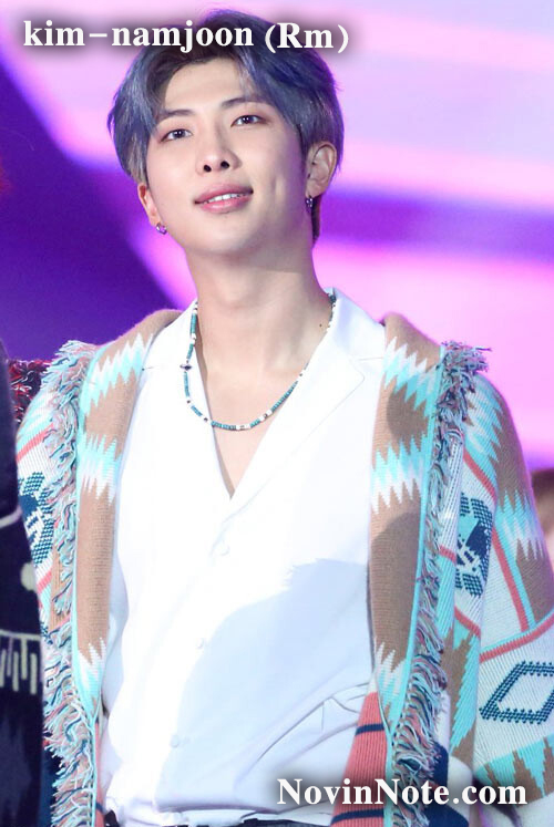 بیوگرافی اعضای گروه بی تی اس kim-namjoon-rm-bts کیم نامجون ملقب به RM یکی از اعضای BTS می باشد که نقش پر رزنگی در این گروه دارد.داستان‌های کمتر شنیده‌شده از BTS 